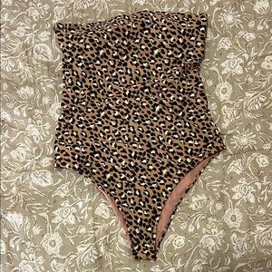 Aerie Leopard Print One-Piece Swimsuit size MEDIUM LONG.